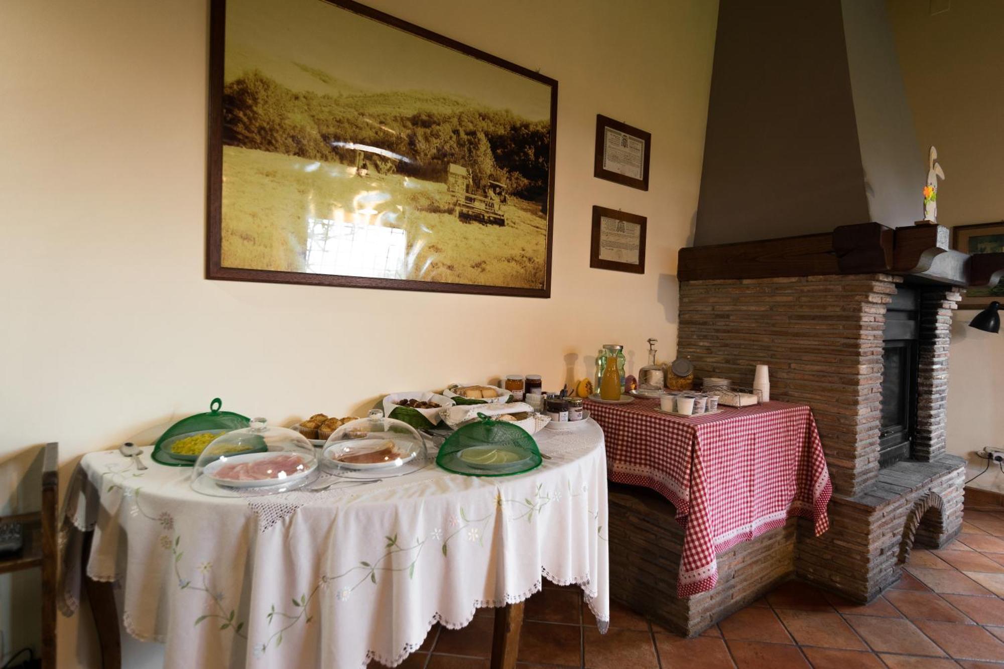 Agriturismo Il Poggio Ветрала Екстериор снимка